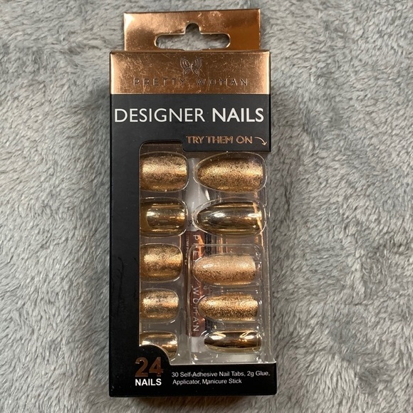 Pretty Woman Designer Nails - Picture 1 of 5